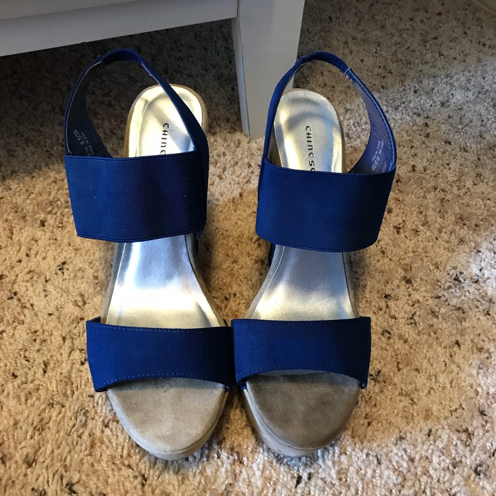 beige & blue wedges